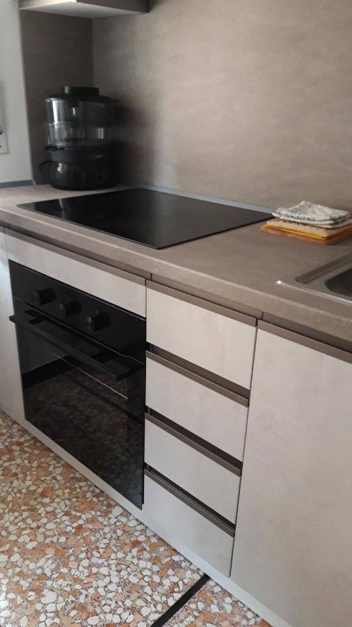 Apartamento A Casa Di Anna Finale Ligure Exterior foto